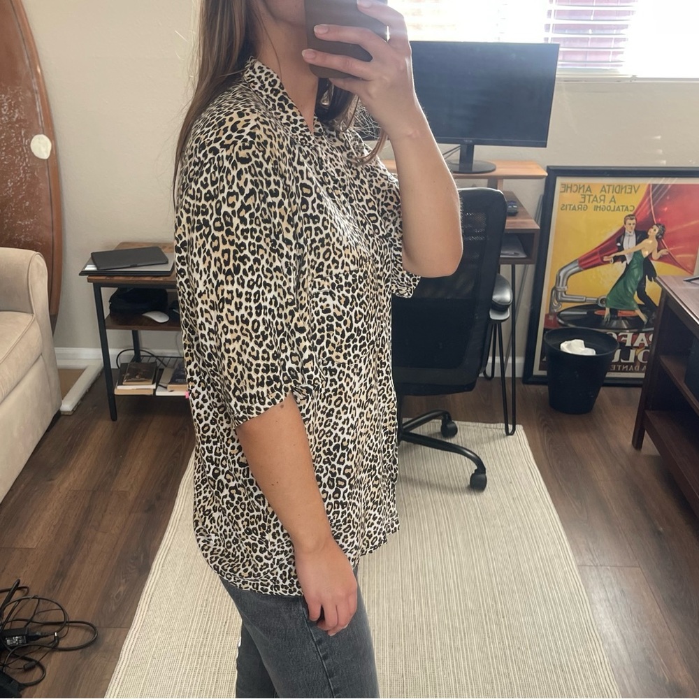 Cheetah button down shirt - Picture 4 of 8